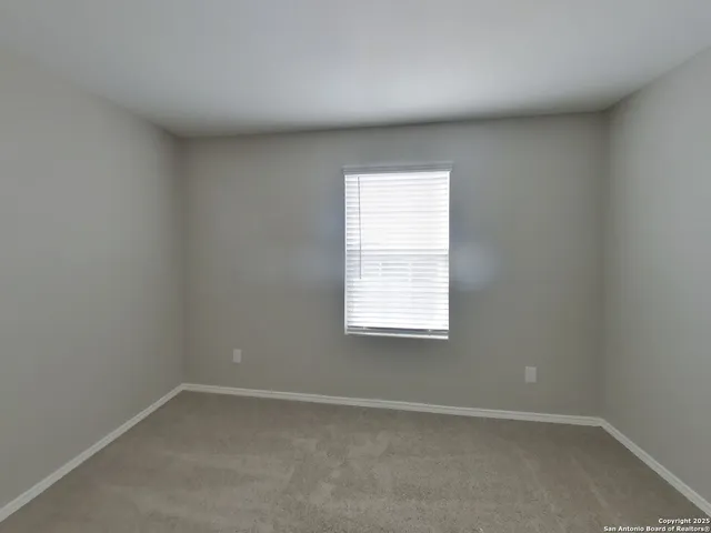 $1,739 | 1932 Bluethroat, New Braunfels, TX 78130