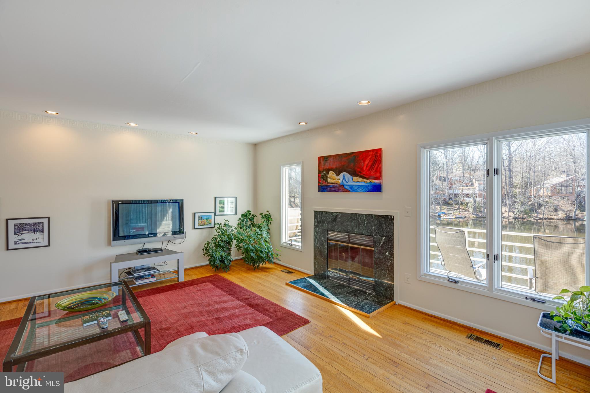1973 Lakeport Way Reston, VA 20191 - Photo 19 of 69 Wood burning fireplace!