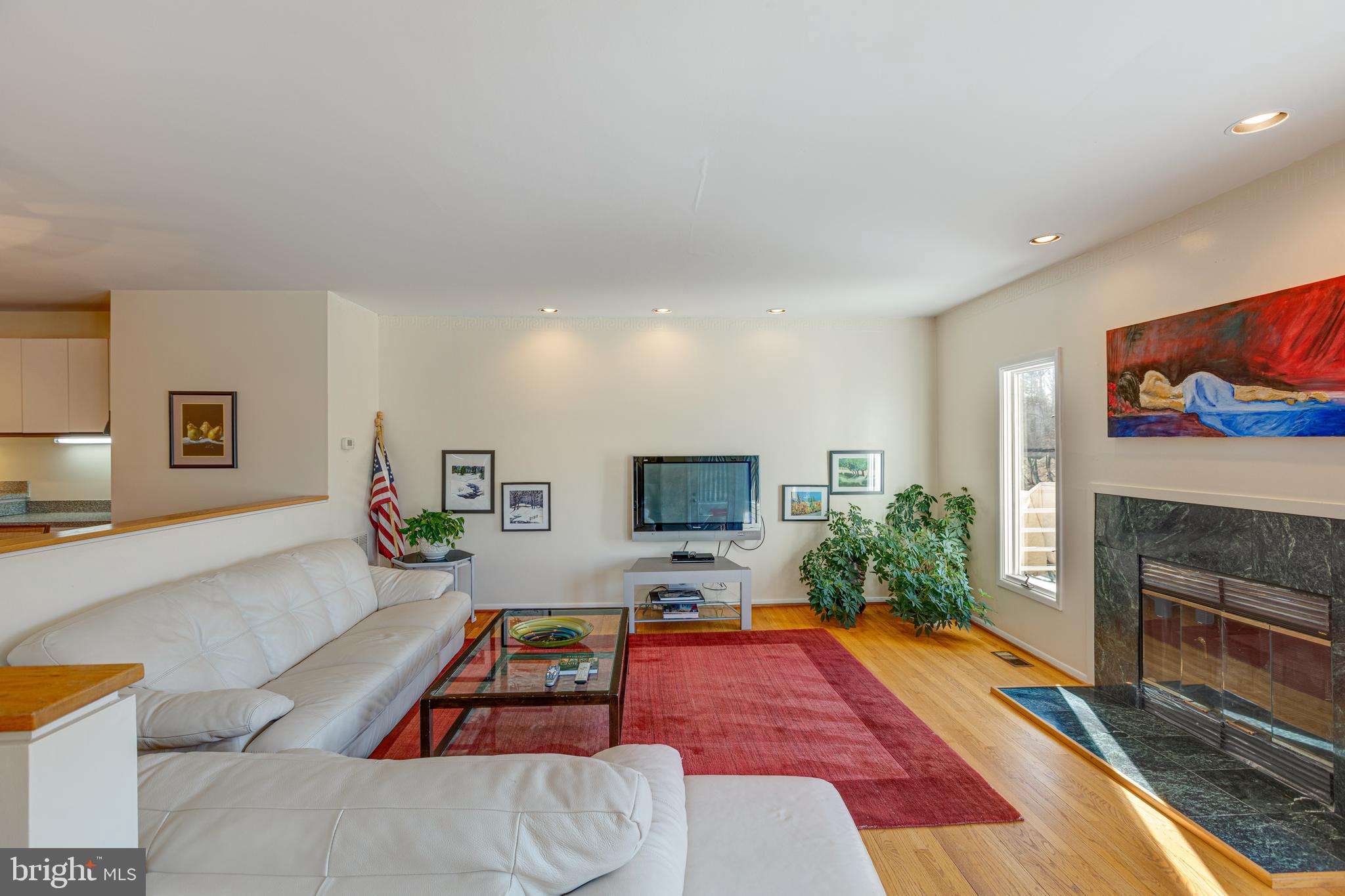 1973 Lakeport Way Reston, VA 20191 - Photo 21 of 69 Recessed lightening and hardwood flooring.