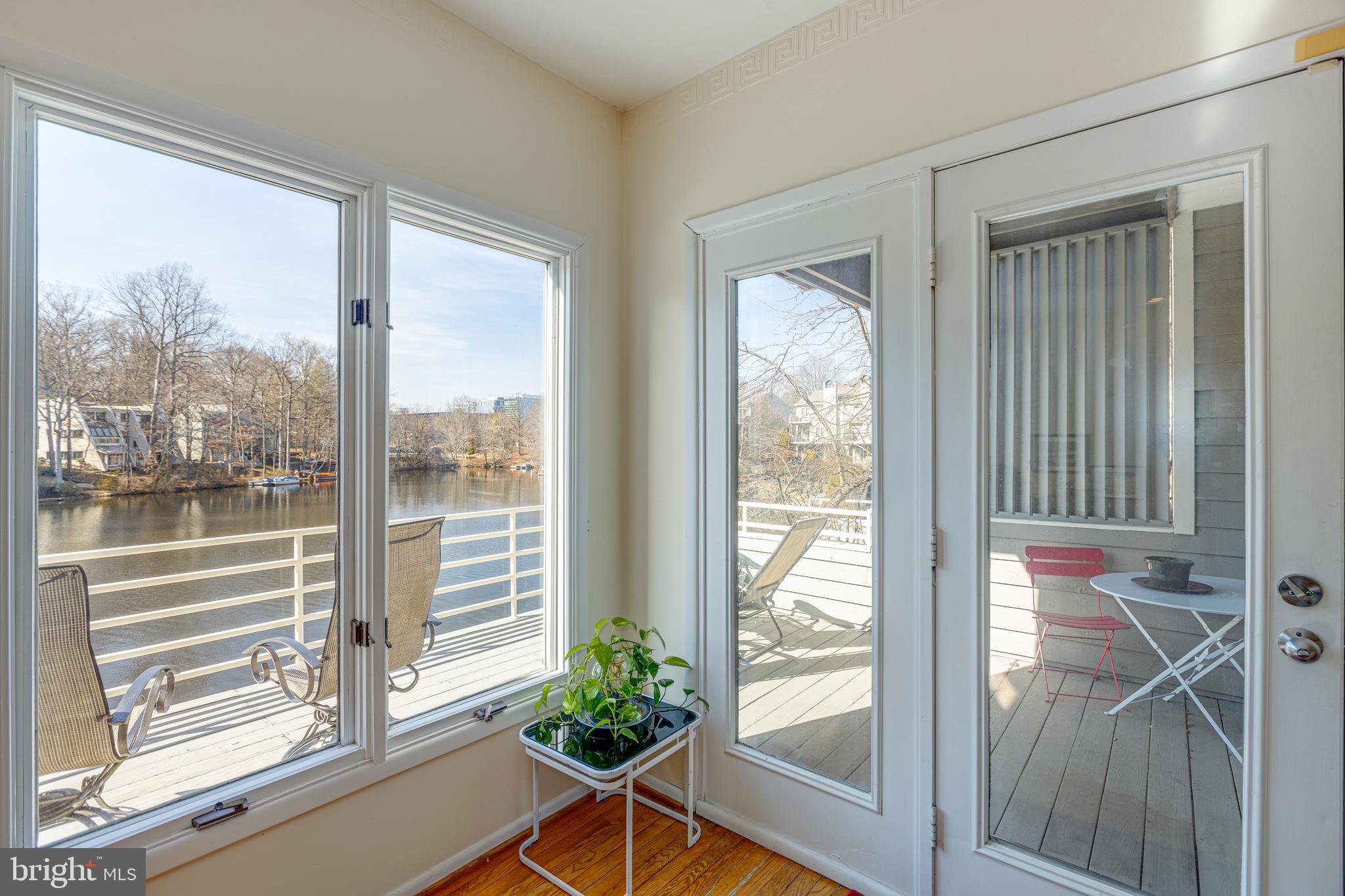 1973 Lakeport Way Reston, VA 20191 - Photo 25 of 69 Door to second level deck overlooking lake!