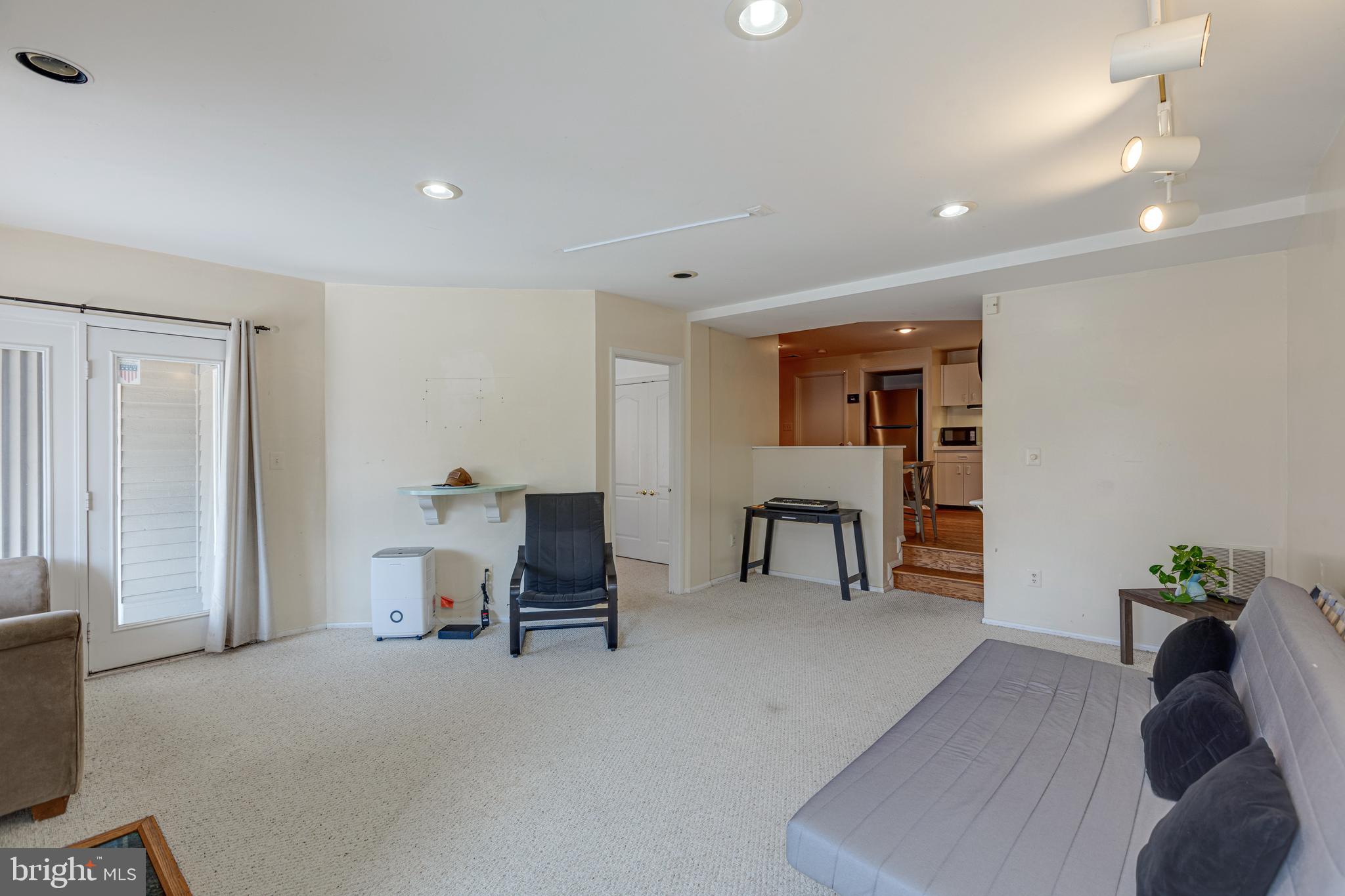 1973 Lakeport Way Reston, VA 20191 - Photo 55 of 69 Space is unbelievable!