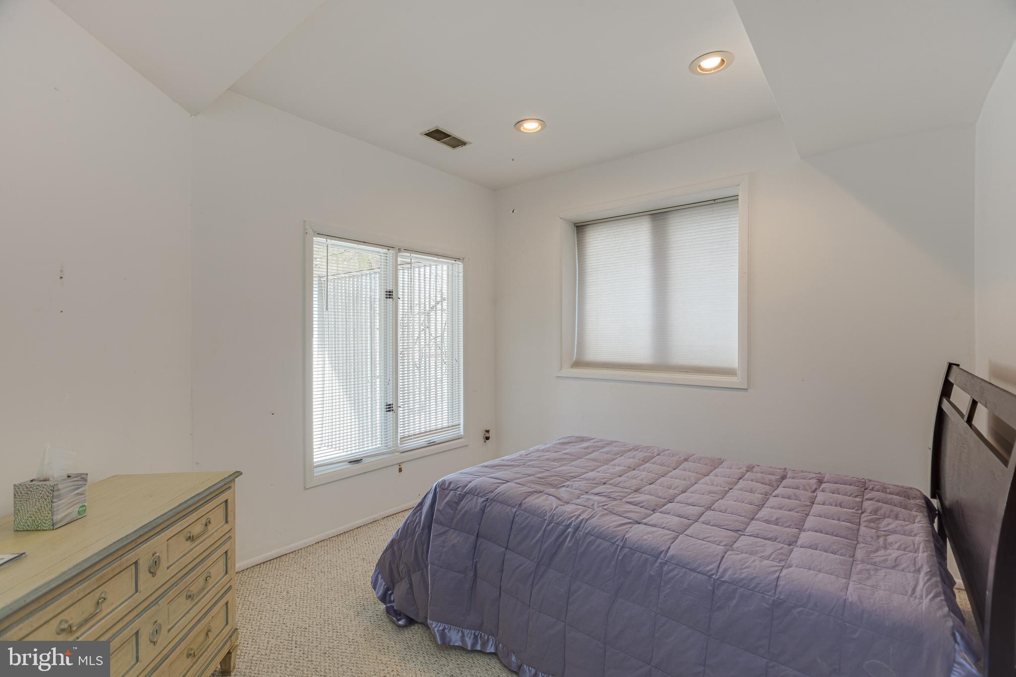 1973 Lakeport Way Reston, VA 20191 - Photo 57 of 69 Two windows! Office space could be used for too!