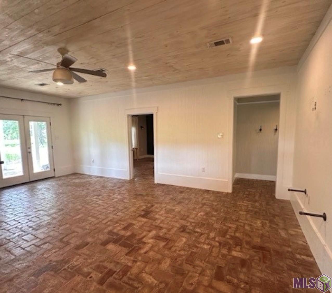 10875 Brown Road Denham Springs, LA 70726 - Photo 14 of 31