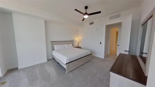 $8,000 | 777 3rd Avenue North, Unit 804, St. Petersburg, FL 33701