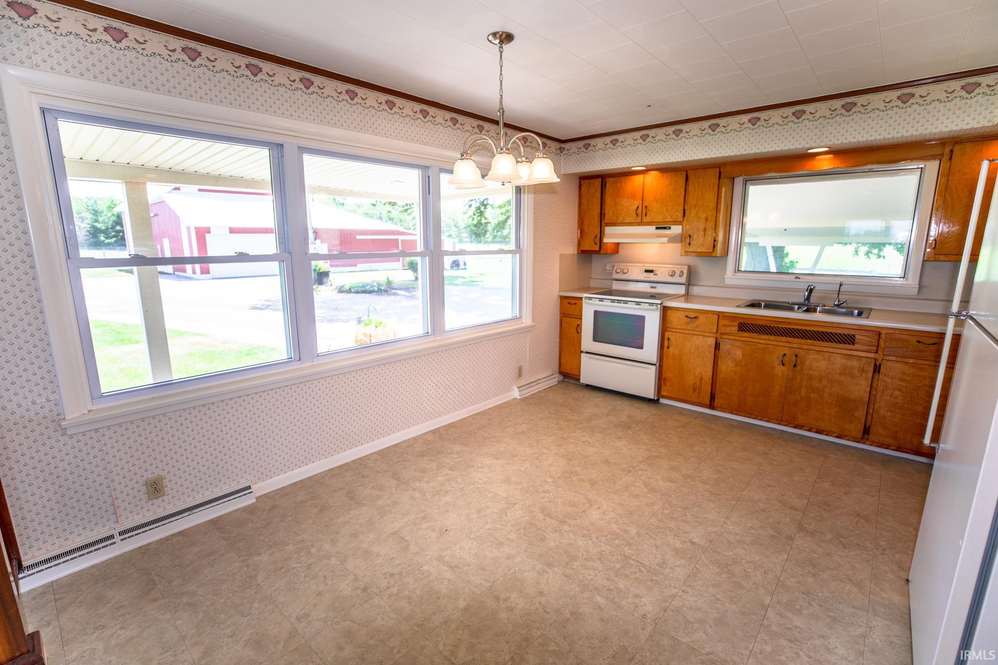 1027 12th Road Bourbon, IN 46504 - Photo 10 of 46