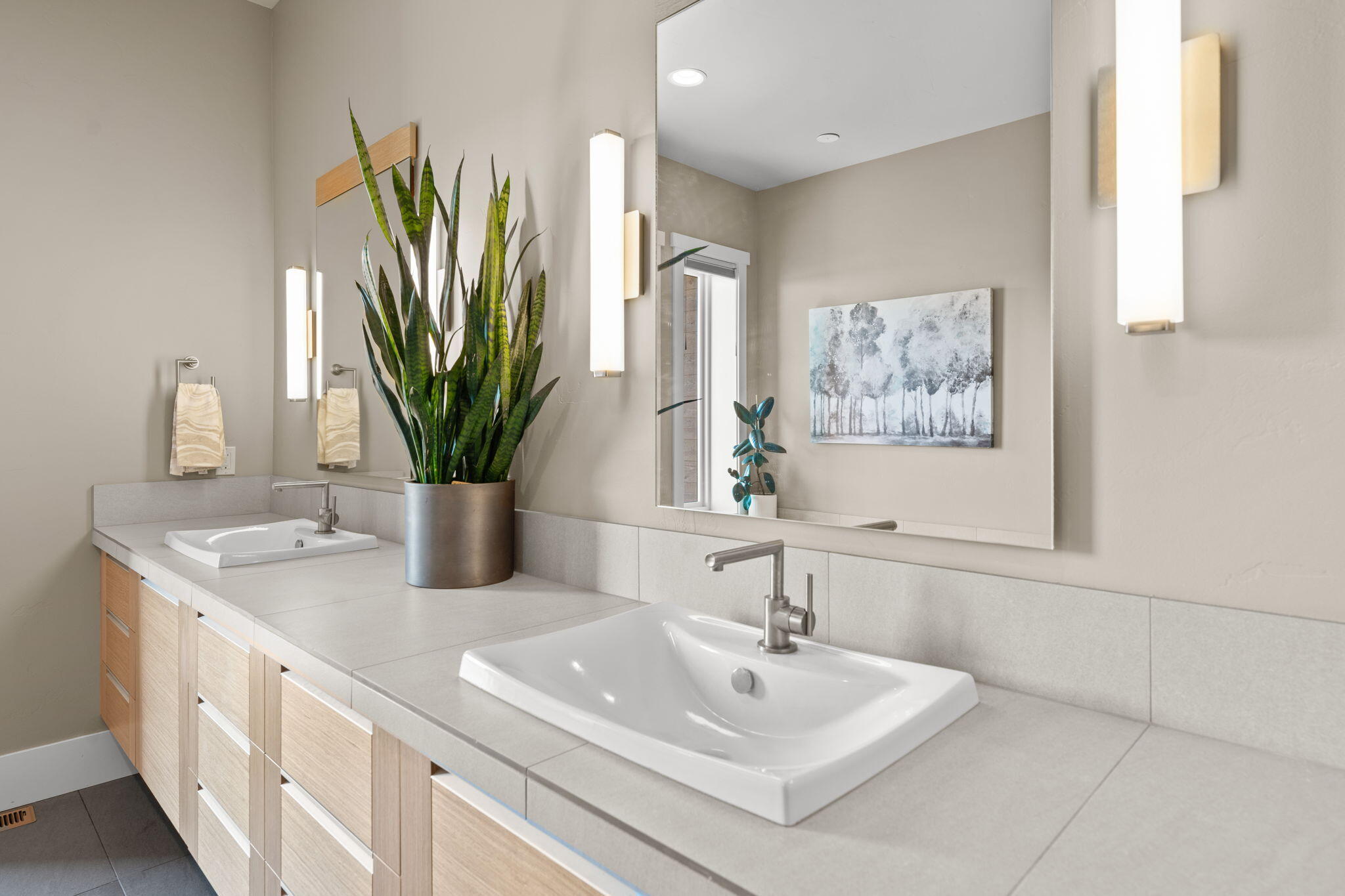 61329 Triple Knot Road Bend, OR 97702 - Photo 24 of 43 Main-level primary bath has heated floor and golf course and Cascade view