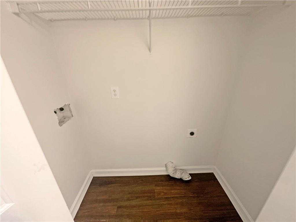 16 Fairview Glen Dallas, GA 30157 - Photo 23 of 26 a bathroom with a sink