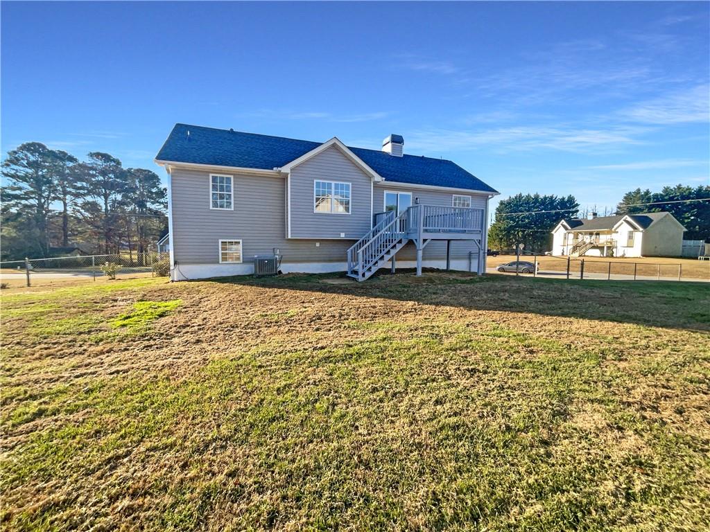 16 Fairview Glen Dallas, GA 30157 - Photo 5 of 26 a house view with a outdoor space
