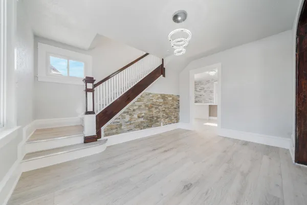 $325,000 | 1303 West Prospect Avenue, Appleton, WI 54914