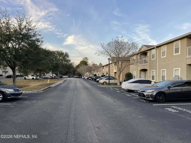 $1,700 | 7920 Merrill Road, Unit 316, Jacksonville, FL 32277