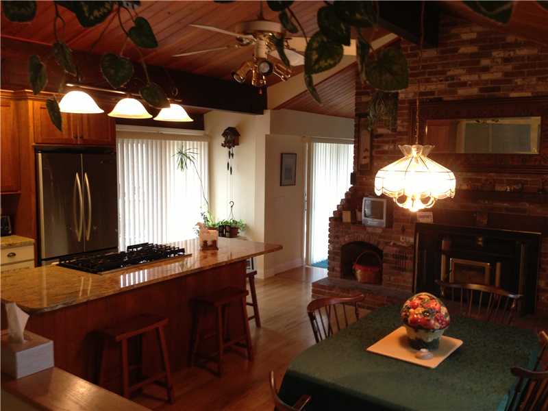 33 Forge Road North Kingstown, RI 02852 - Photo 9 of 24 Kitchen. direct access to the great patio!!! think BBQs!!