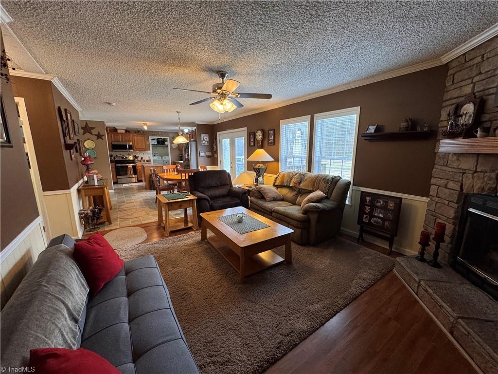 1249 Mountain Road Walnut Cove, NC 27052 - Photo 14 of 49 Gallery Image 14