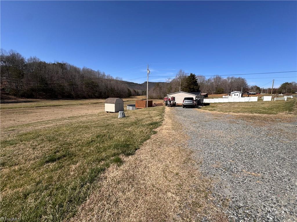 1249 Mountain Road Walnut Cove, NC 27052 - Photo 37 of 49 Gallery Image 37