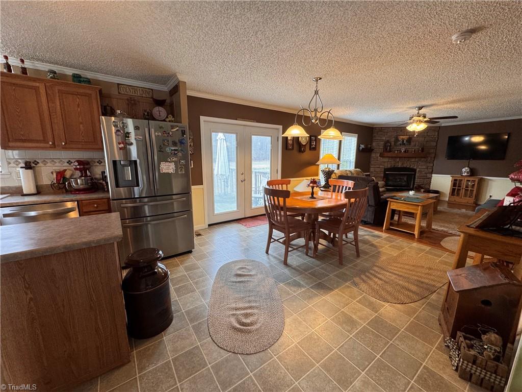 1249 Mountain Road Walnut Cove, NC 27052 - Photo 9 of 49 Gallery Image 9