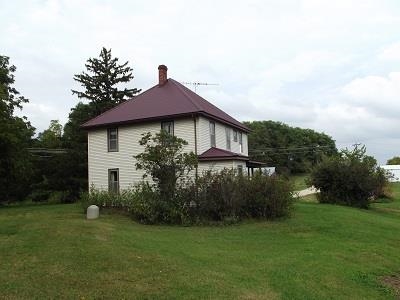 3027 Sand Hill Road Boscobel, WI 53805 - Photo 7 of 22