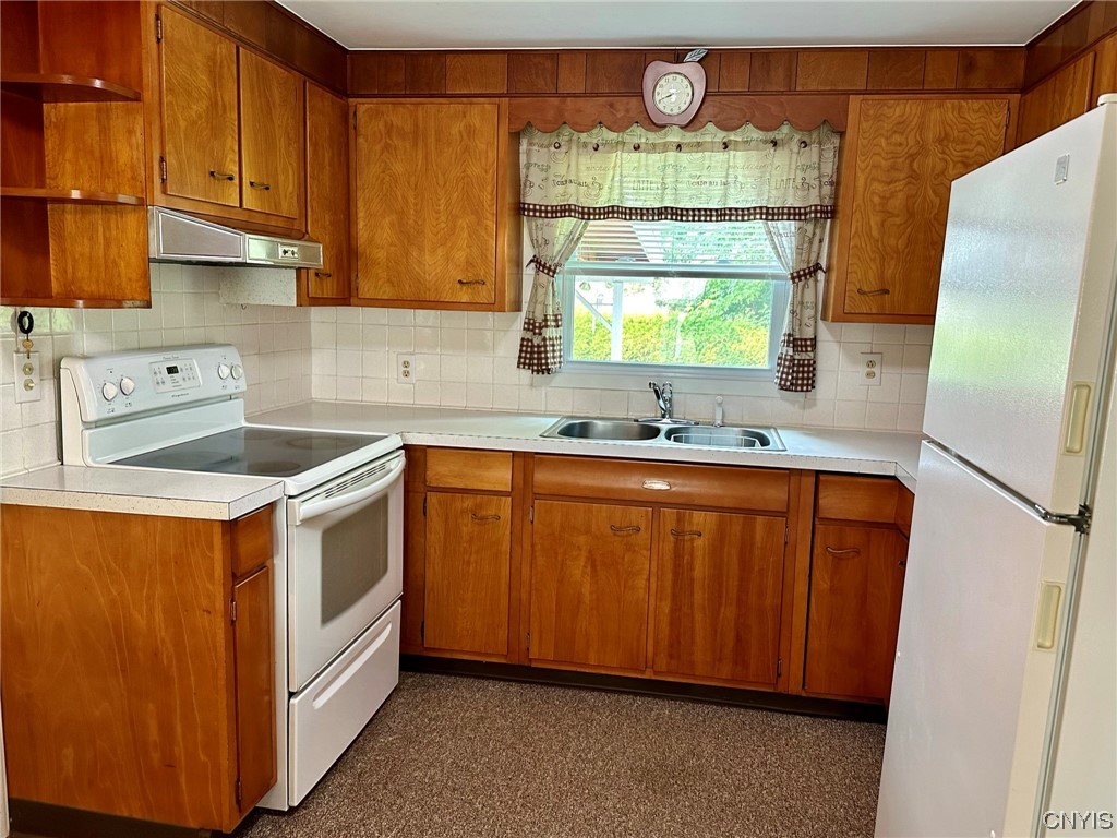 40 Evalon Road New Hartford, NY 13413 - Photo 8 of 34