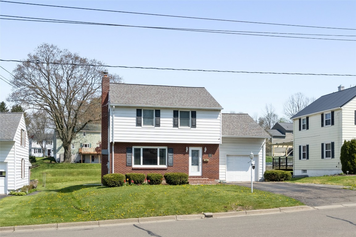 3609 Country Club Road Endicott, NY 13760 - Photo 1 of 31 Gallery Image 1