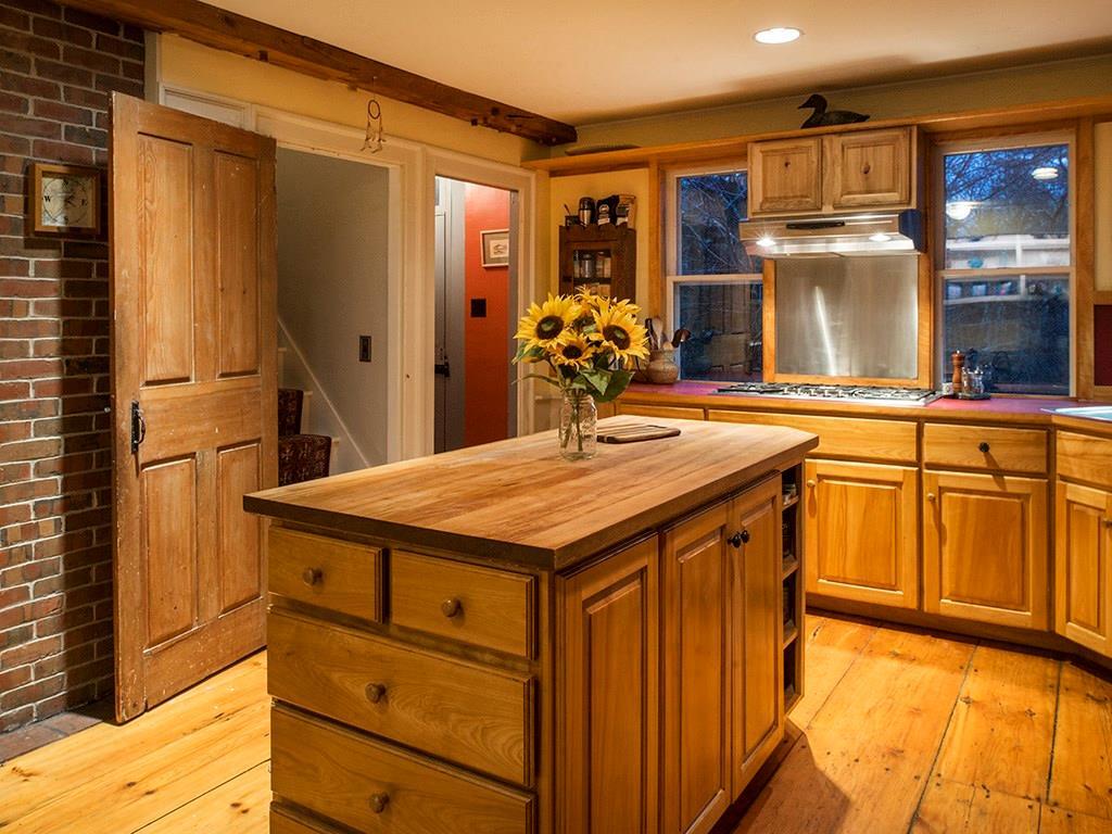 130 Range Road Cumberland, ME 04021 - Photo 7 of 29 Kitchen