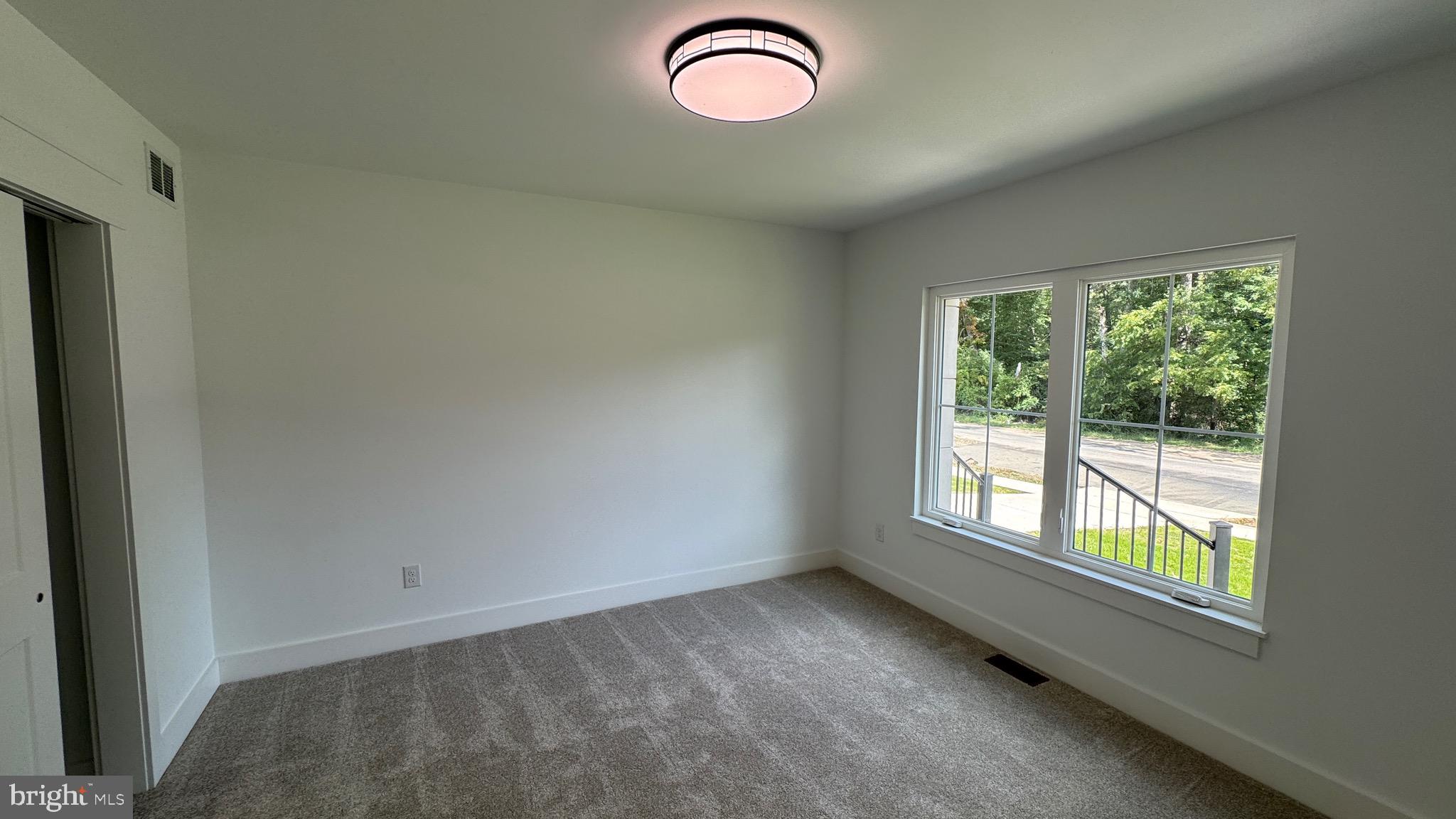 340 Honeymoon Road Glassboro, NJ 08028 - Photo 73 of 110 an empty room with a window