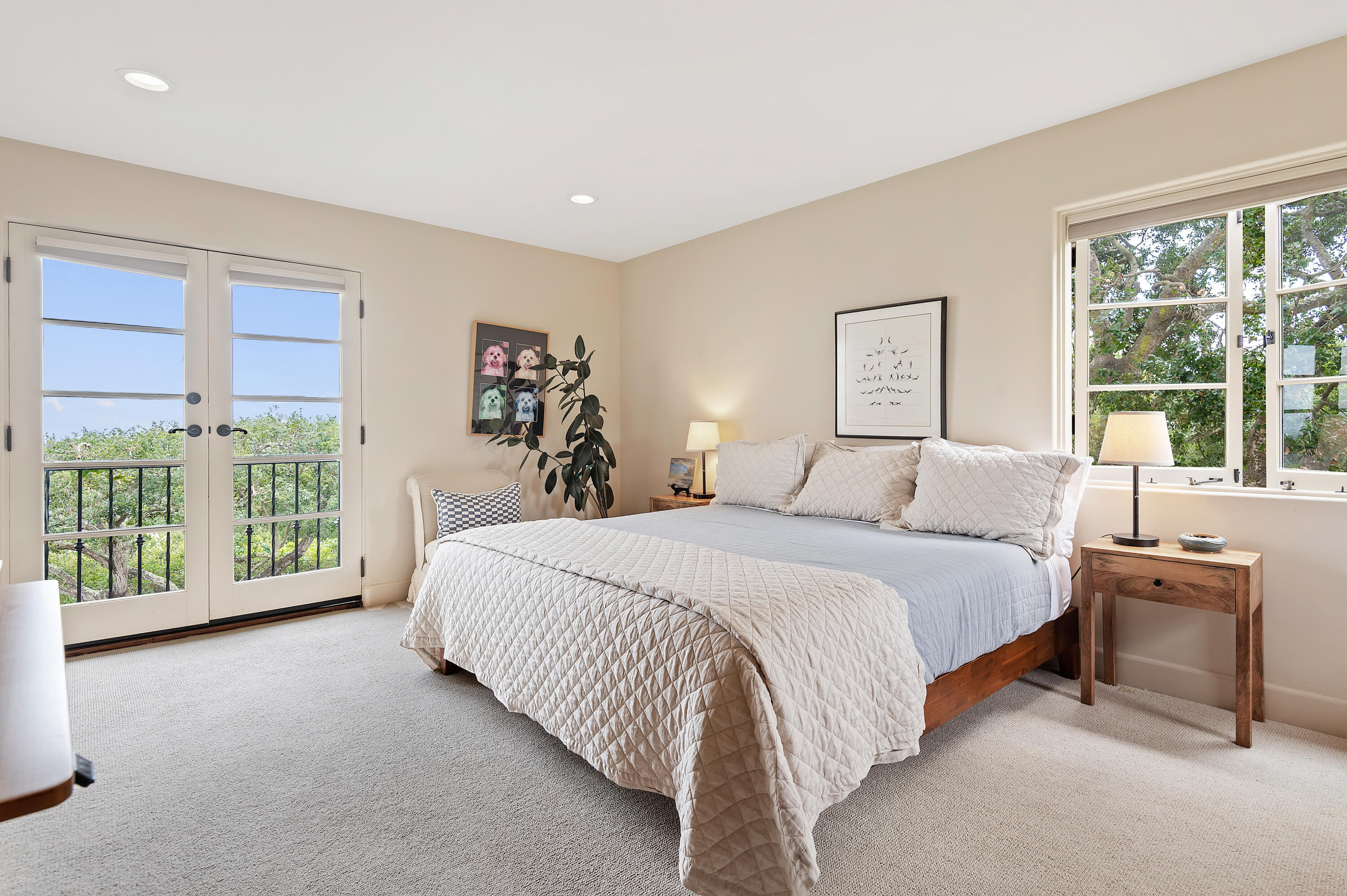 931 Knapp Drive Santa Barbara, CA 93108 - Photo 29 of 40 a spacious bedroom with a bed and a large window