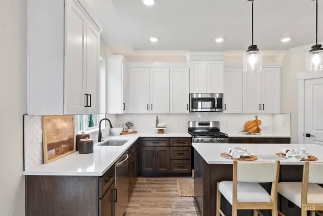 $515,990 | 221 South Turner Avenue, Star, ID 83669