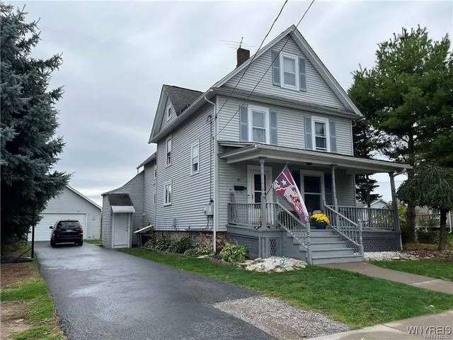 $179,900 | 36 Park Avenue, Royalton, NY 14105