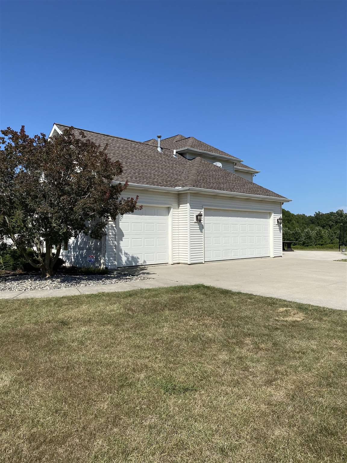 11335 Trentman Road Fort Wayne, IN 46816 - Photo 2 of 35