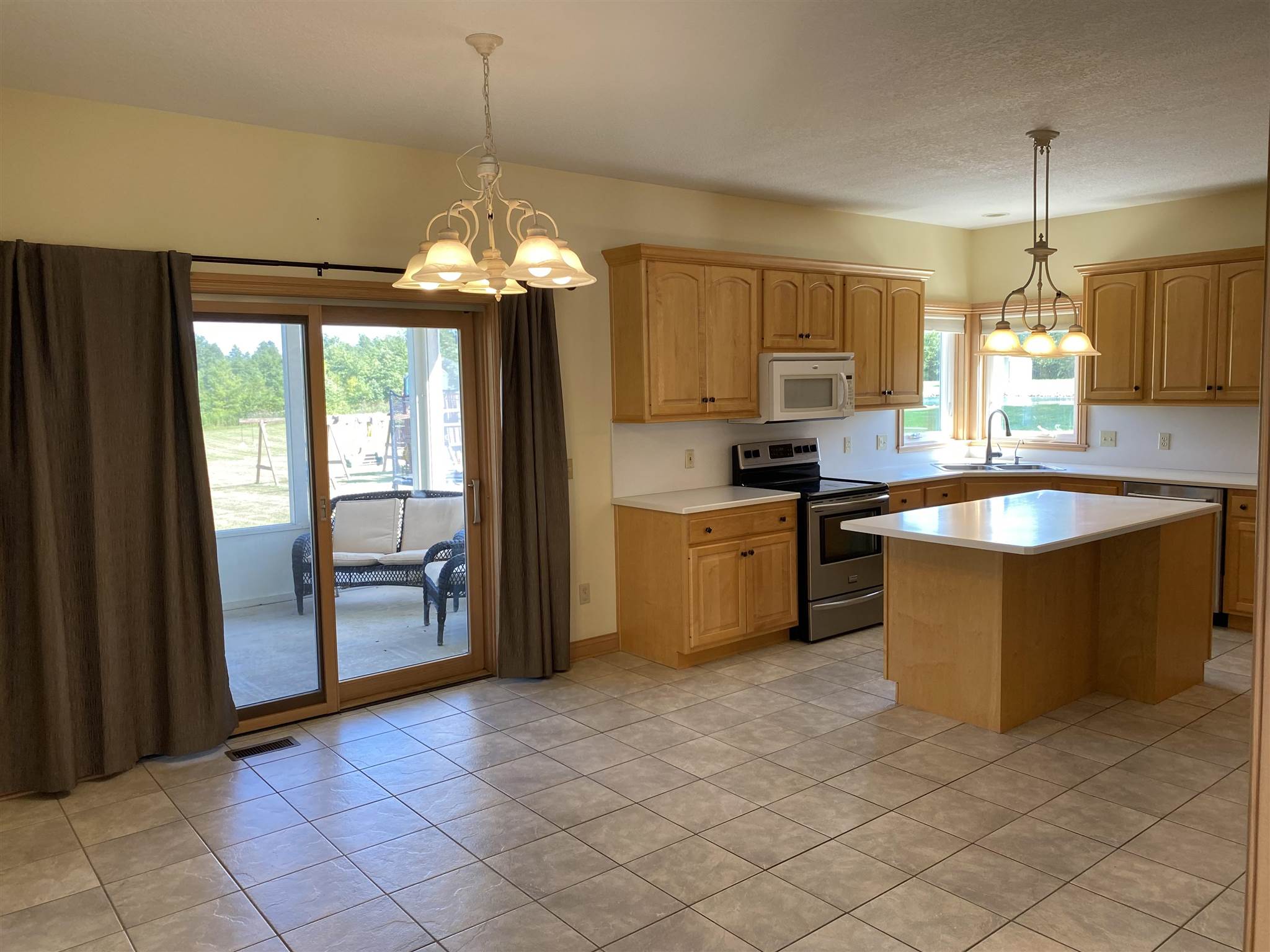 11335 Trentman Road Fort Wayne, IN 46816 - Photo 13 of 35