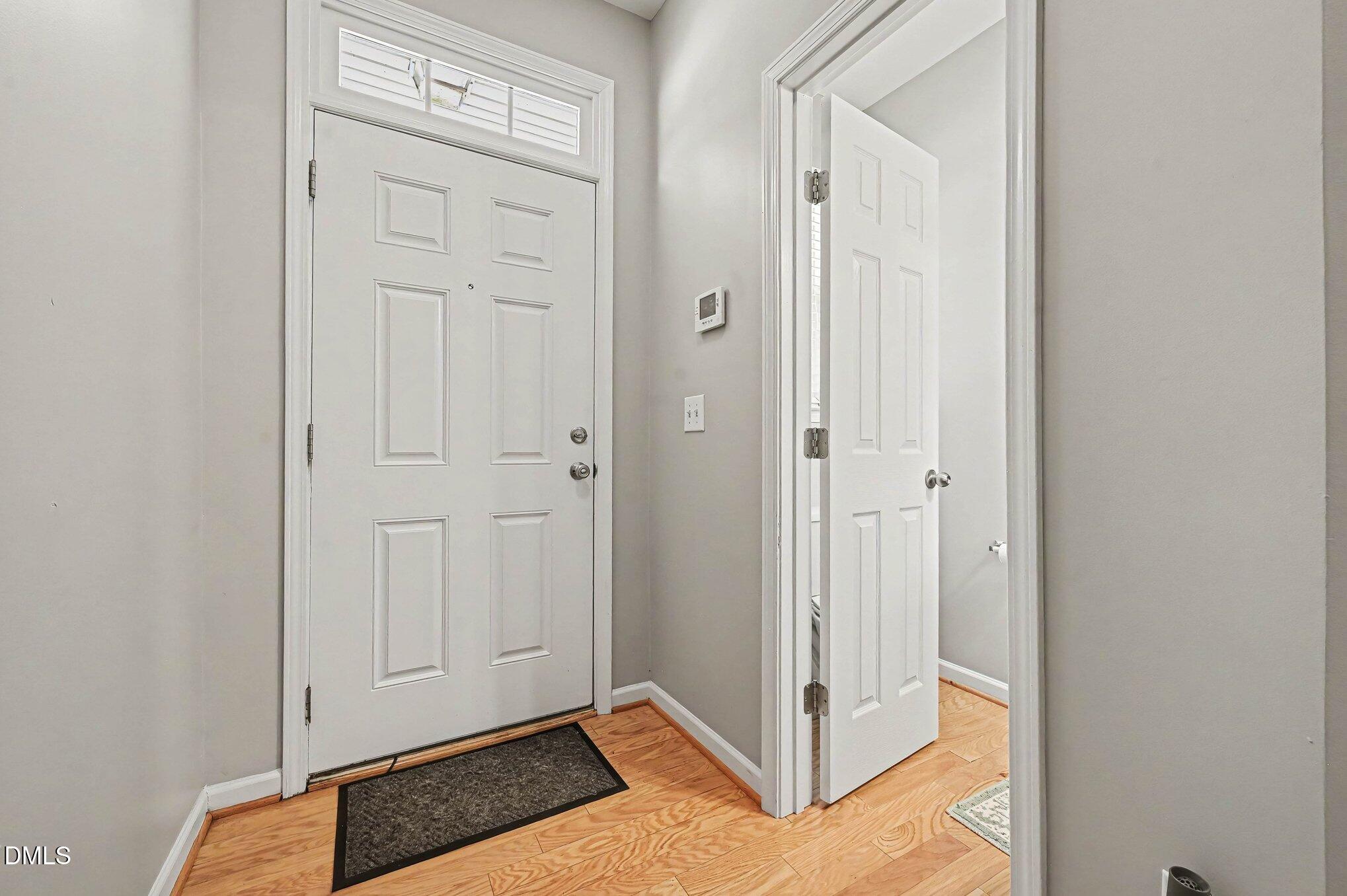 8207 Martello Lane Raleigh, NC 27613 - Photo 4 of 21 004_file_7753