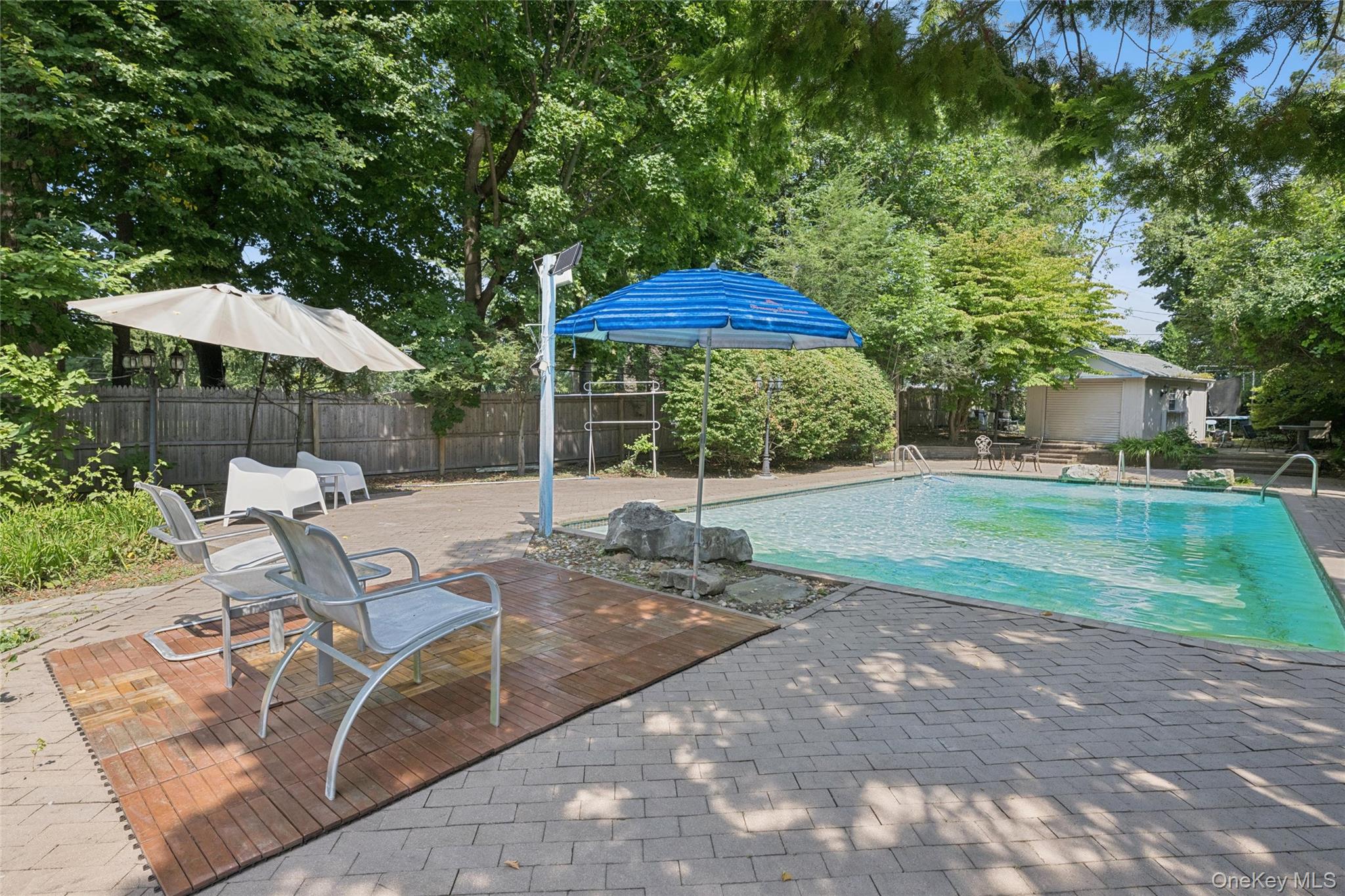 1 Engineers Road Roslyn, NY 11576 - Photo 36 of 39 Gallery Image 36