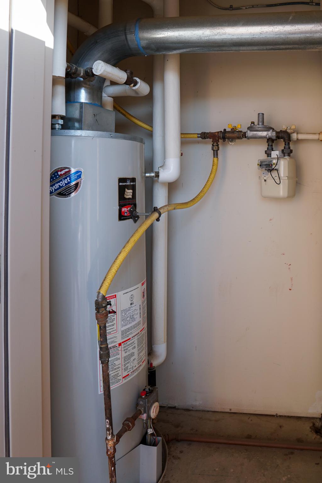 2726 Gallows Road, Unit 417 Vienna, VA 22180 - Photo 21 of 28 HVAC