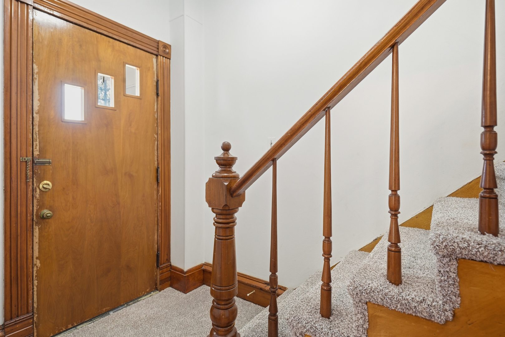 2707 Pershing Boulevard Clinton, IA 52732 - Photo 4 of 29
