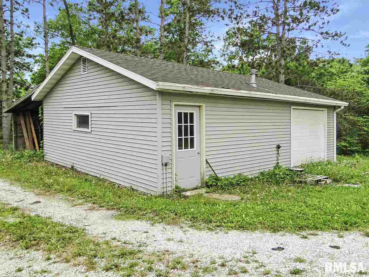 1825 North Coal Road Colchester, IL 62326 - Photo 4 of 8 Gallery Image 4