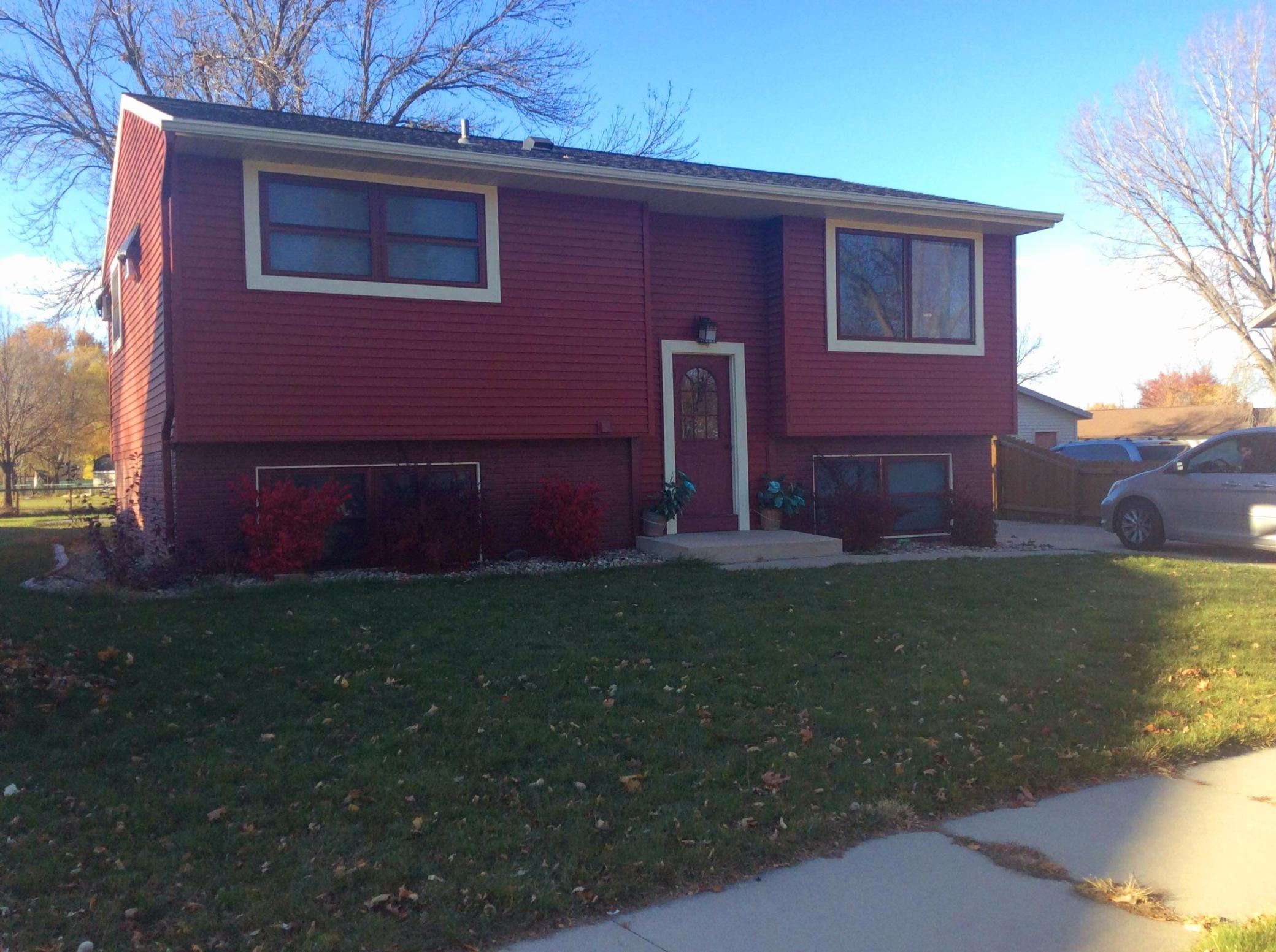 511 18 1/2 Street Southeast Rochester, MN 55904 - Photo 1 of 1