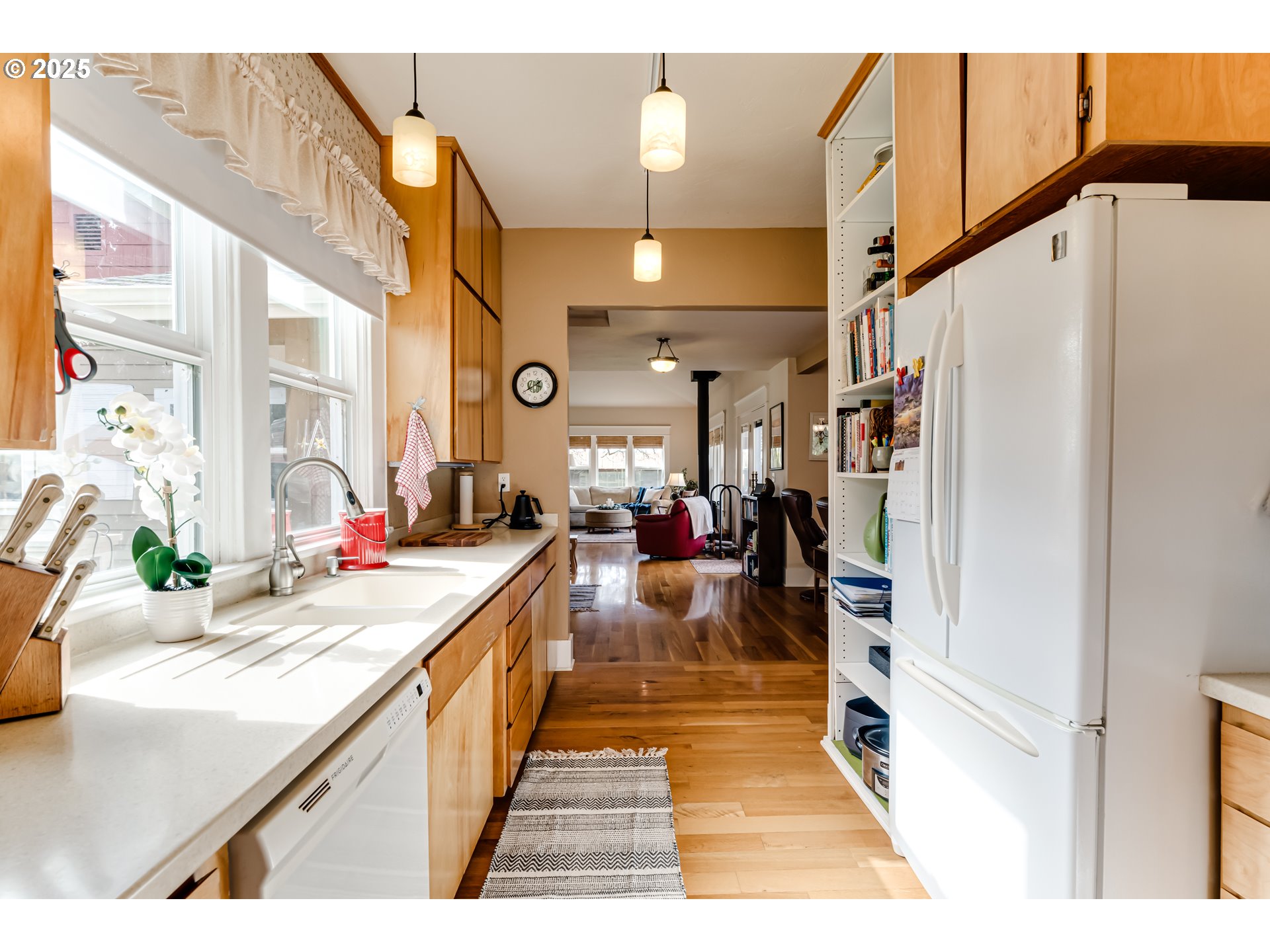 93780 River Road Junction City, OR 97448 - Photo 11 of 48 Gallery Image 11