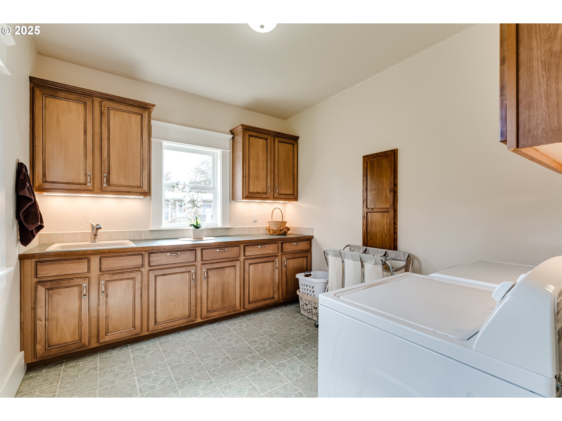 93780 River Road Junction City, OR 97448 - Photo 23 of 48 Gallery Image 23