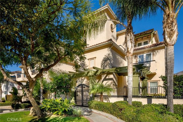 $4,000 | 333 West Milford Street, Unit 106, Glendale, CA 91203