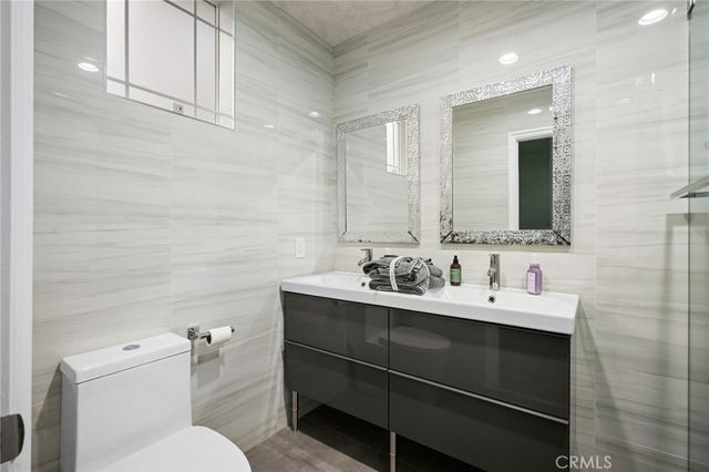 $4,000 | 333 West Milford Street, Unit 106, Glendale, CA 91203