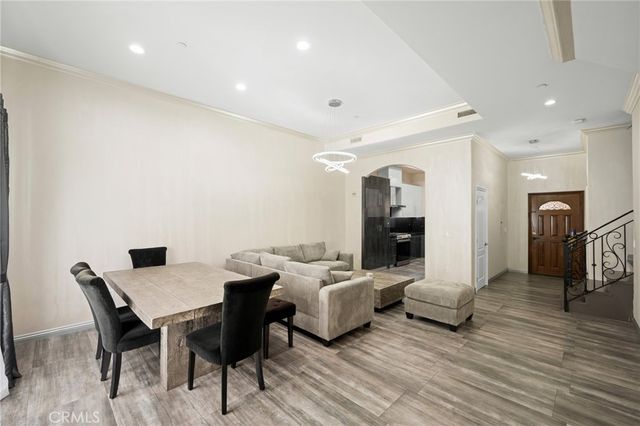 $4,000 | 333 West Milford Street, Unit 106, Glendale, CA 91203