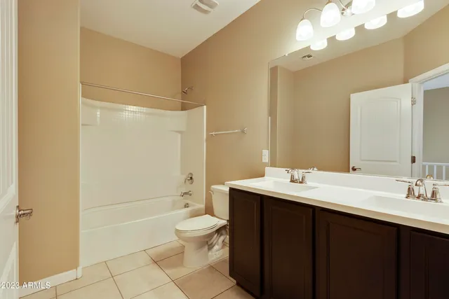 $2,000 | 1367 South Country Club Drive, Unit 1167, Mesa, AZ 85210