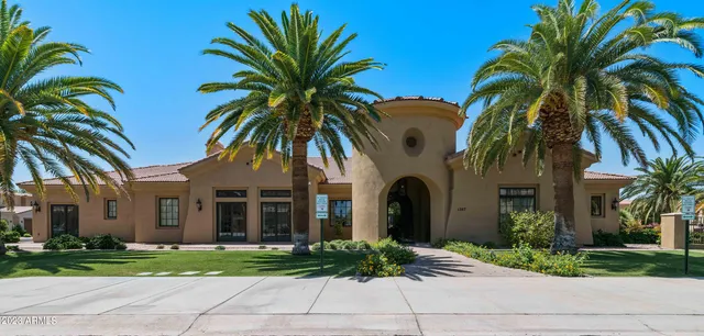 $2,000 | 1367 South Country Club Drive, Unit 1167, Mesa, AZ 85210