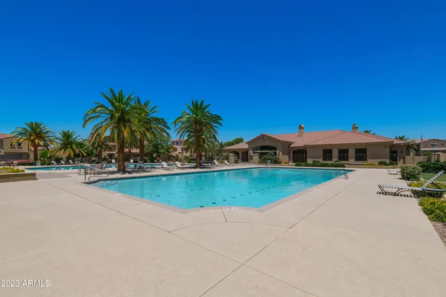 $2,000 | 1367 South Country Club Drive, Unit 1167, Mesa, AZ 85210