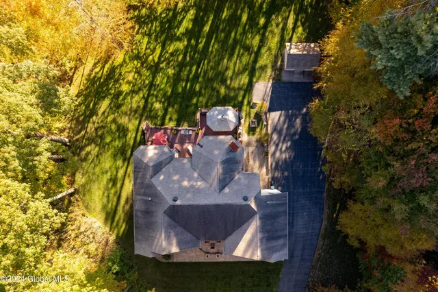 $925,000 | 1 Shetland Clifton Park, Clifton Park, NY 12065