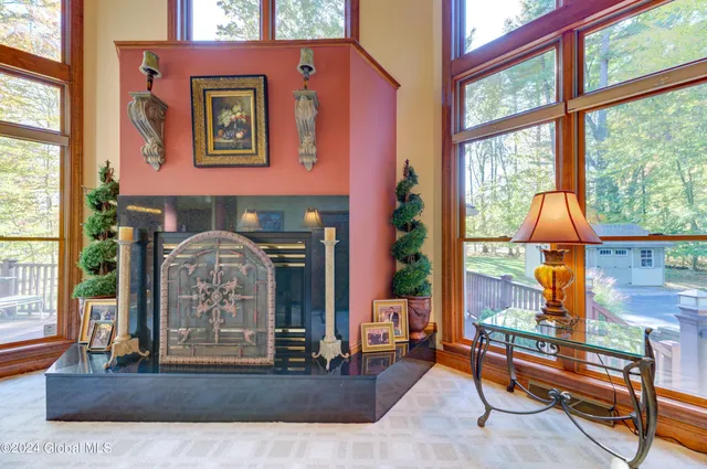 $925,000 | 1 Shetland Clifton Park, Clifton Park, NY 12065