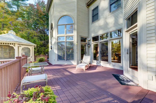 $875,000 | 1 Shetland Clifton Park, Clifton Park, NY 12065