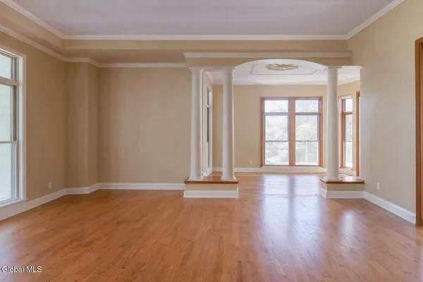 $875,000 | 1 Shetland Clifton Park, Clifton Park, NY 12065