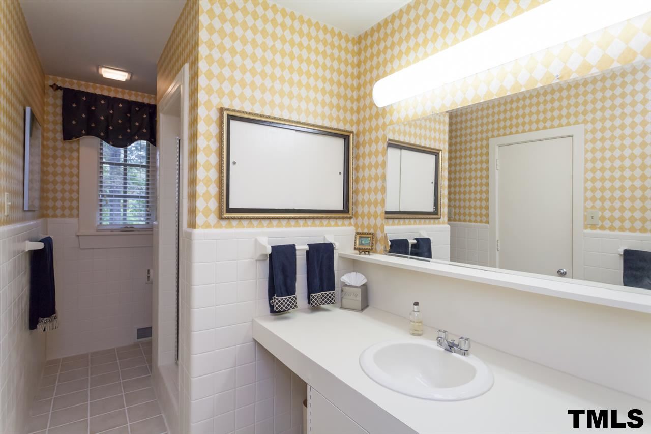 709 Brunswick Street Raleigh, NC 27609 - Photo 20 of 25