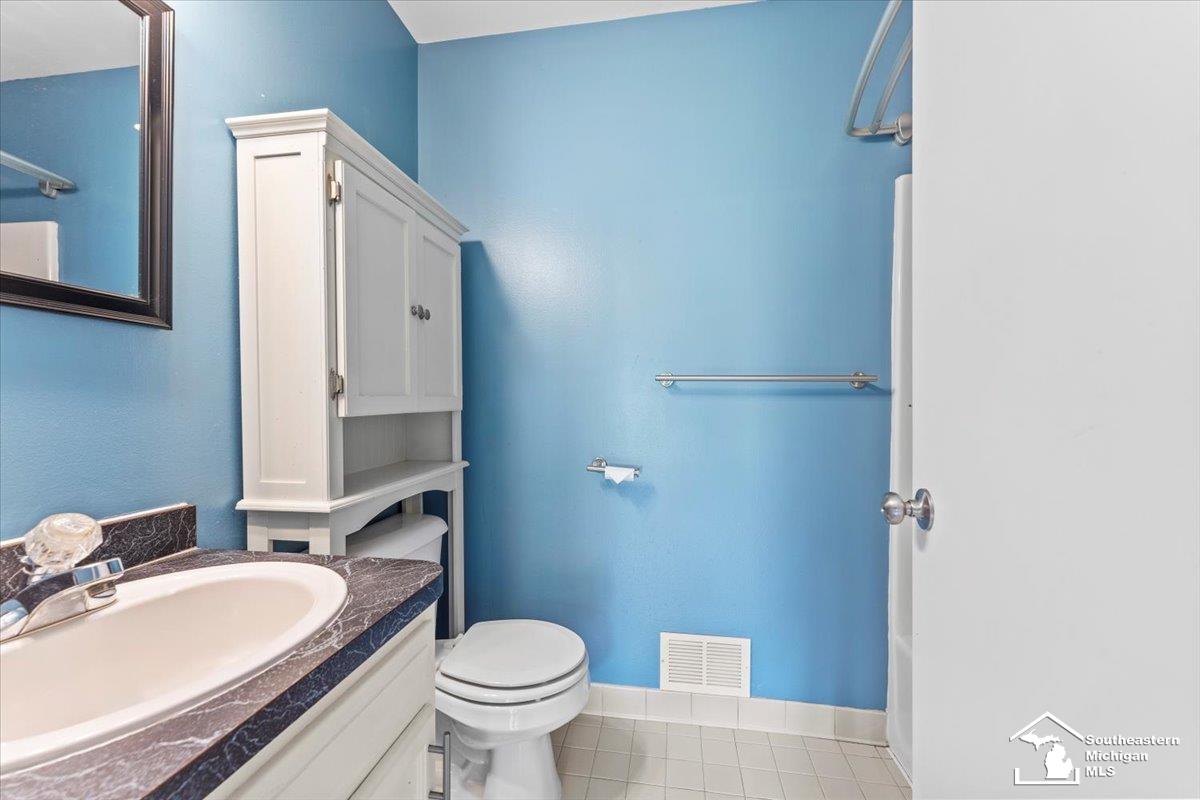 26201 King Road Romulus, MI 48174 - Photo 14 of 30