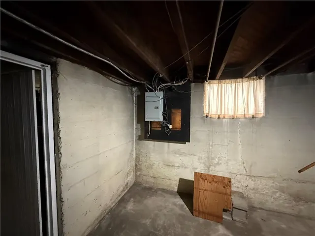 $109,900 | 228 Arthur Street, Kittanning, PA 16201