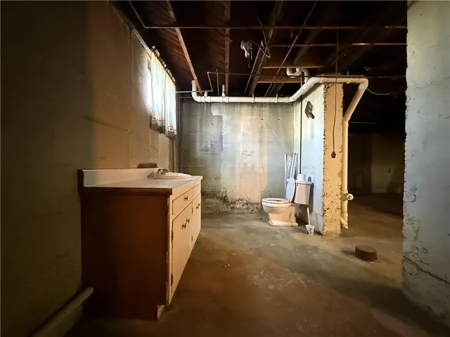 $109,900 | 228 Arthur Street, Kittanning, PA 16201